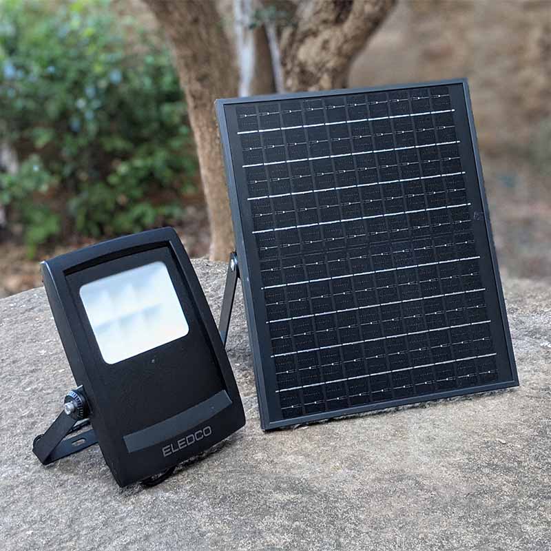 Luz Foco Lampara Led Solar Exterior Con Sensor De Movimiento
